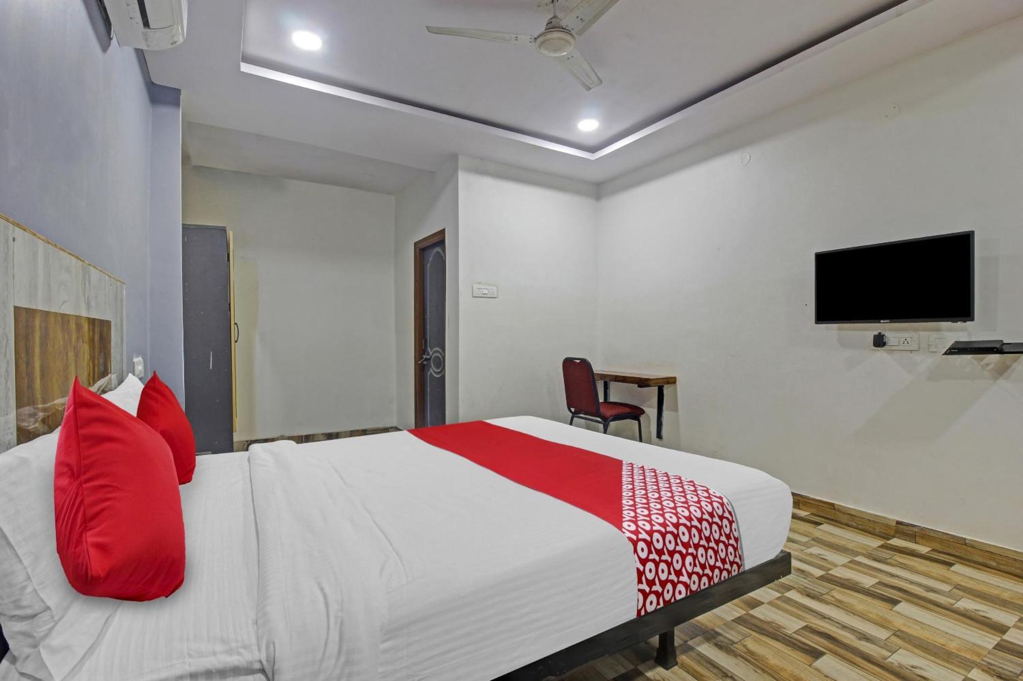Super Hotel O Sri Sai Regency Hyderabad Exterior photo